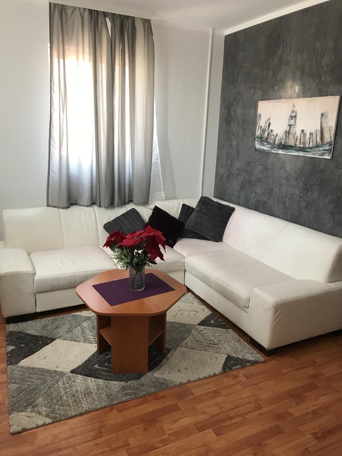 Five Apartments Indija Екстериор снимка